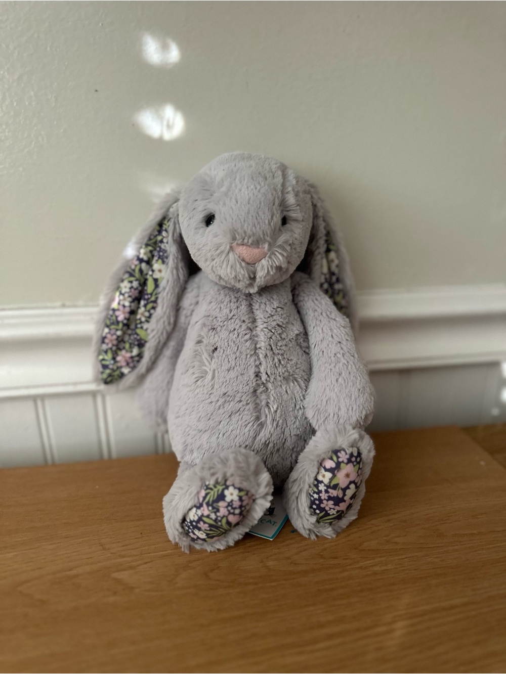 Jellycat: Blossom Gray Bunny Bloom